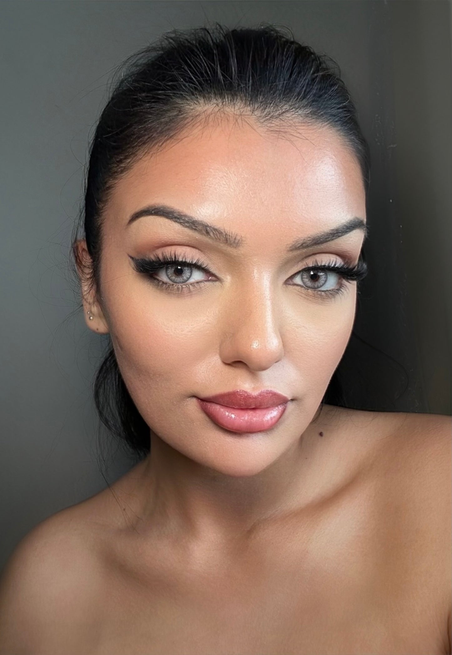 ABU DHABI - ICY GREY